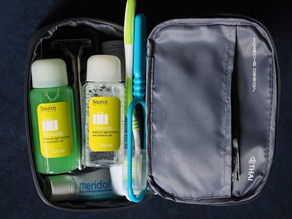 Best Beauty Products for Travel to Carry on Vacation