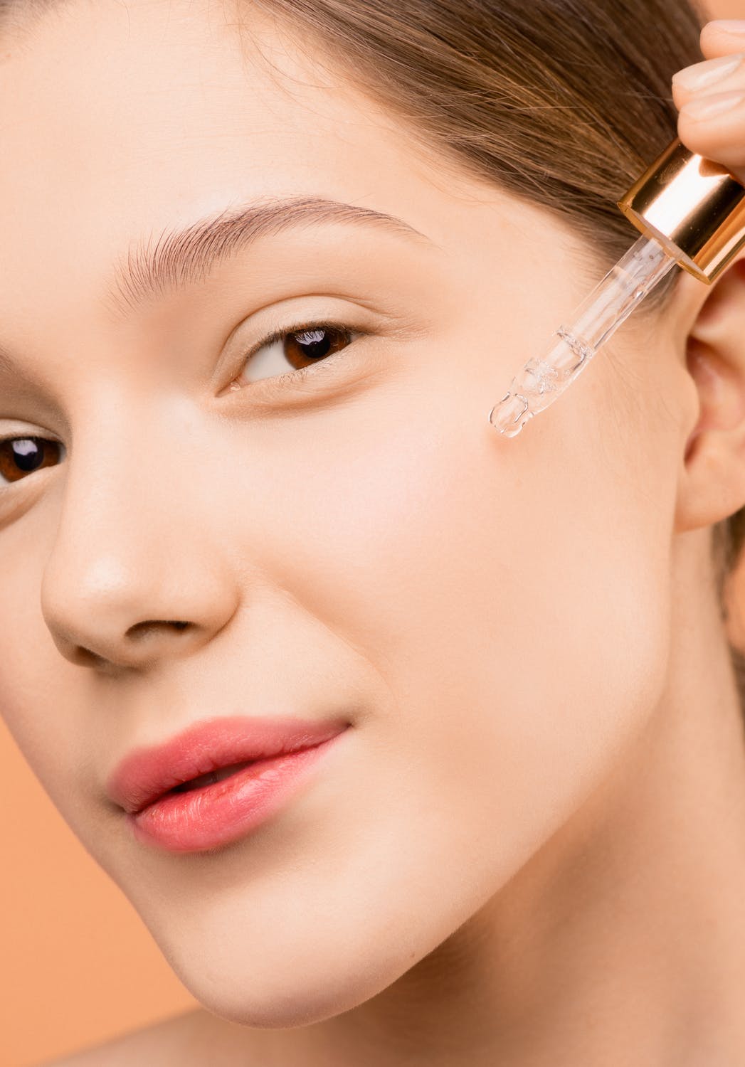 Polyglutamic Acid: Hydration Hero Skin Needs Now