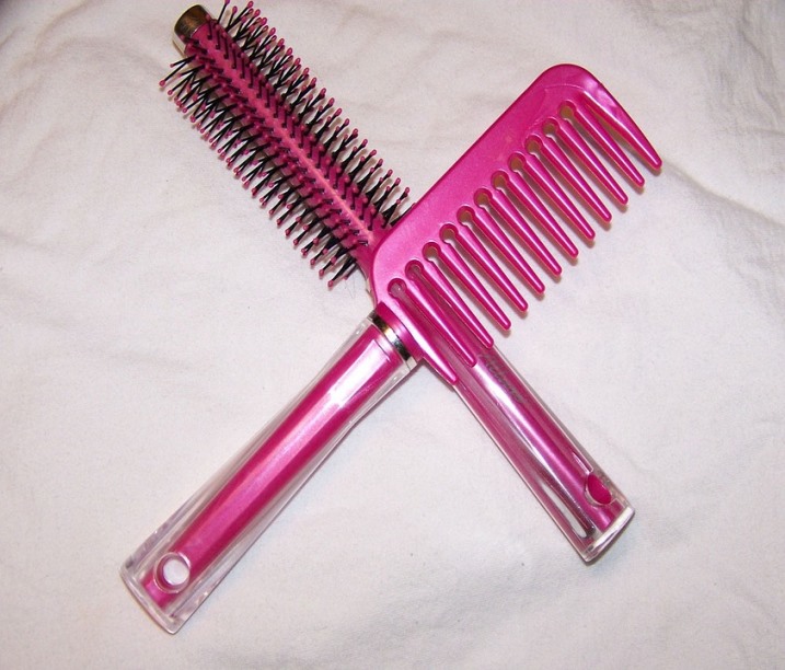 Why Your Brush Matters When Blow-Drying