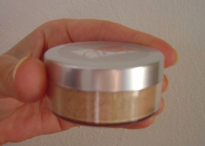 Review:  Advanced Mineral Makeup Loose Powder Foundation (Taylor) –Ultra Breathable Foundation Coverage