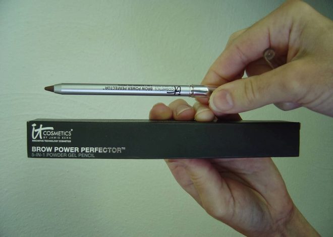 IT Cosmetics Award-Winning Brow Power Perfector 5-in-1 Powder Gel Pencil (Dark Brown) Works Magic on Eyebrows! (Review)