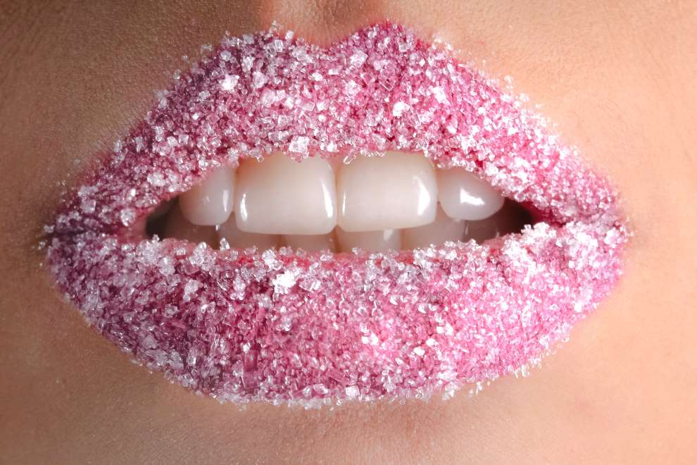 DIY Lip Conditioner That Exfoliates and Soothes