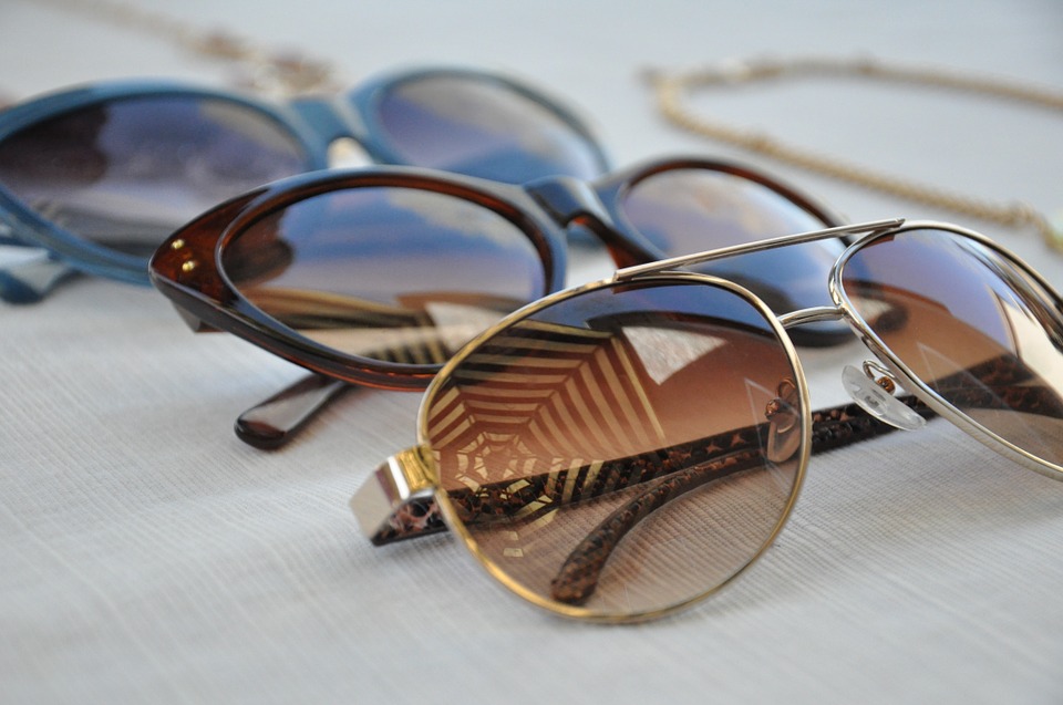 How to Pick Sunglasses for Your Face Shape