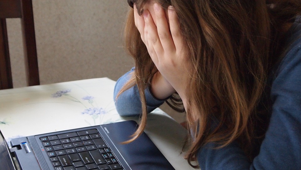 Are You Confused About How to Get Rid of Dandruff the Right Way?